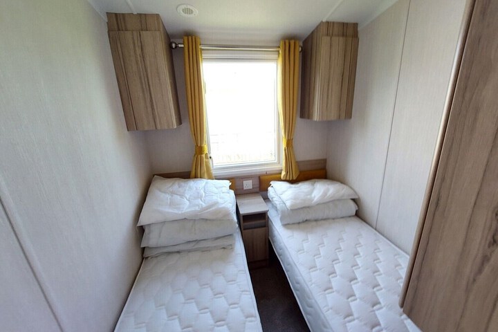 Room 8 of 58