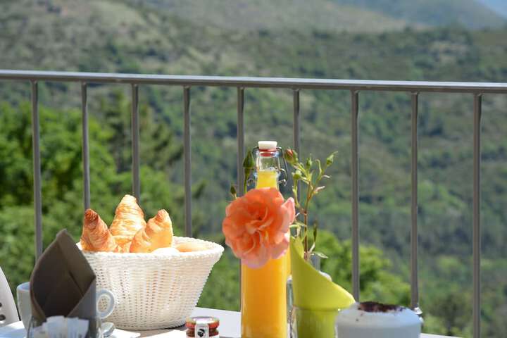 Breakfast/Coffee Service 49 of 60