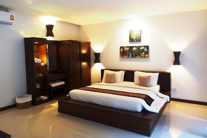 Room 22 of 166