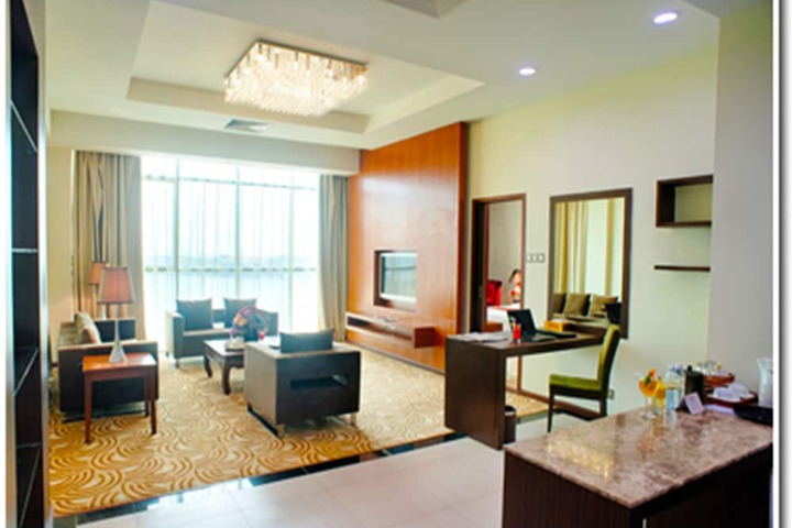 Room 16 of 34