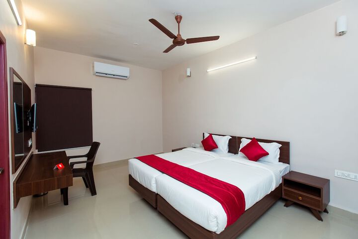 Room 7 of 19