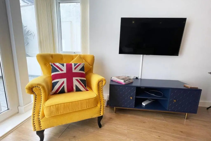 Room 3 of 14