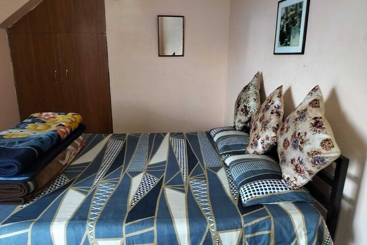 Room 36 of 77