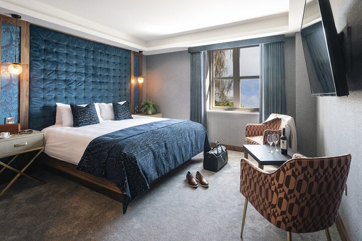 Hotel 107 of 112