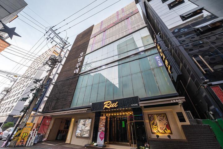 Hotel 6 of 127