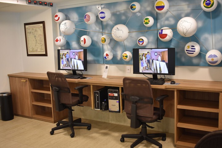 Business Center 110 of 122