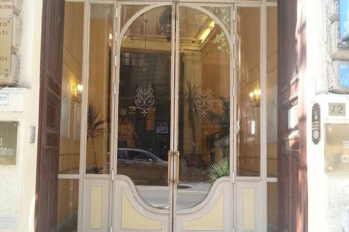Hotel 52 of 58