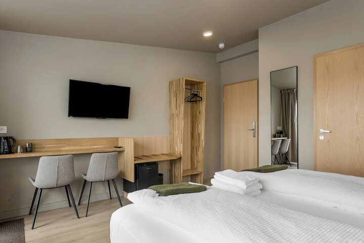 Room 20 of 49