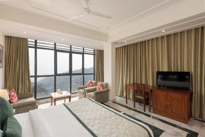 Room 54 of 113
