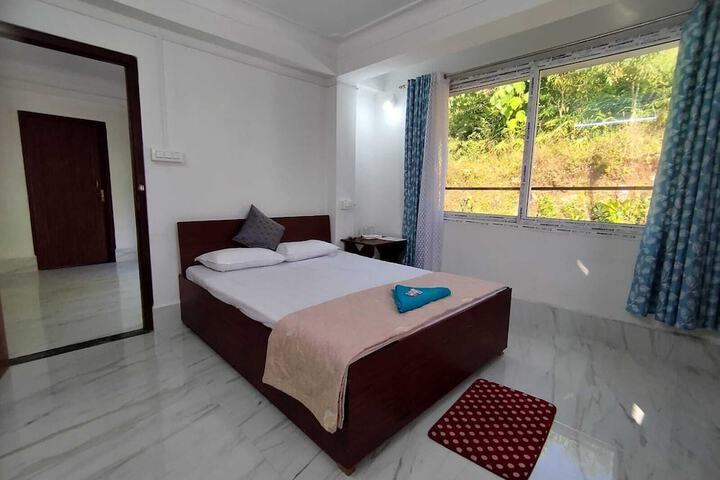 Marmen Homestay Delo Hills