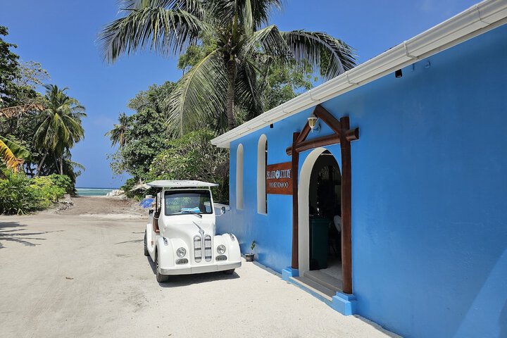 Island Luxury Fehendhoo