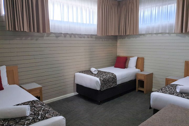 Room 16 of 63