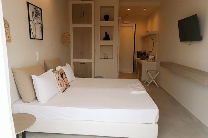 Room 10 of 70
