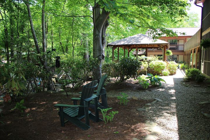 Property Grounds 52 of 65