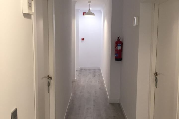 Ballroom/Hall 16 of 19