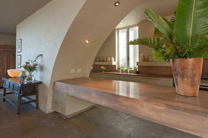 Lounge 62 of 80