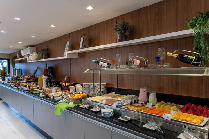 Dining Photos