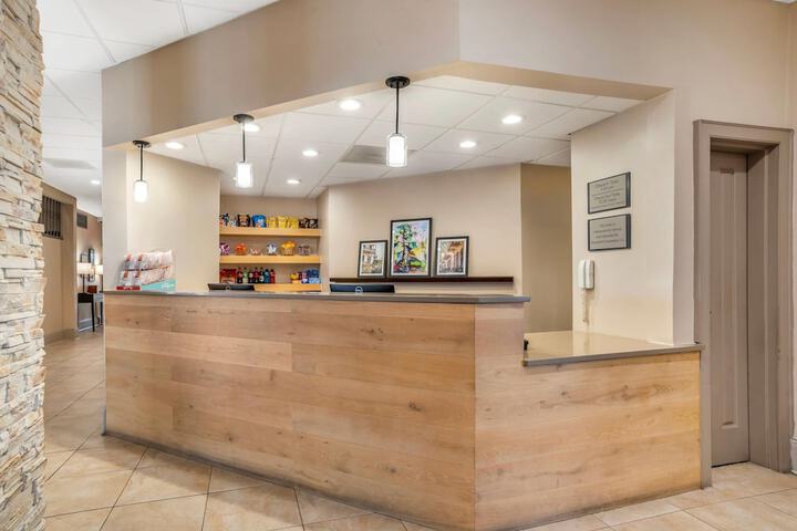 Guest Lobby