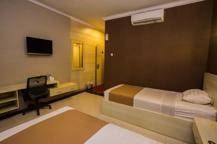 Room 7 of 47