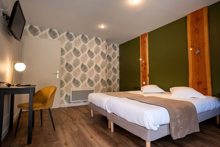 Room 15 of 71