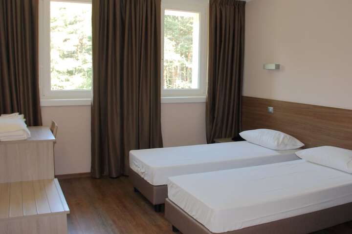Room 17 of 64