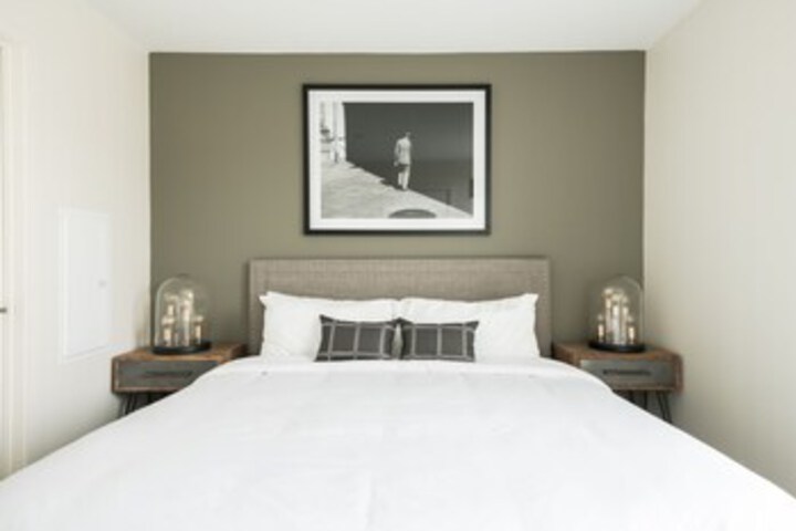 Room 120 of 279