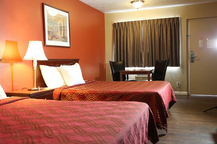 Room 14 of 34
