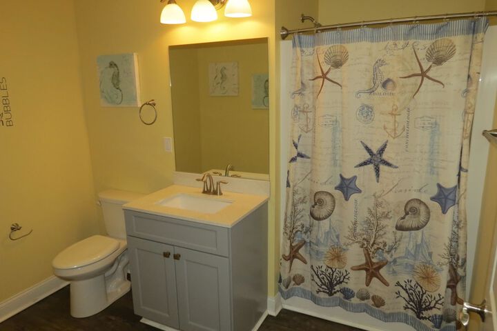 Room 33 of 58