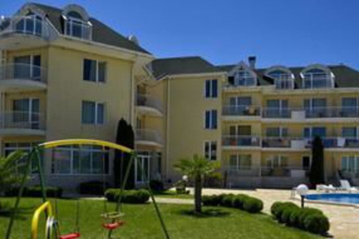 Belle View Hotel II
