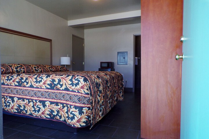 Room 30 of 101