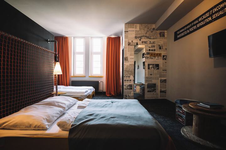 Room 29 of 75