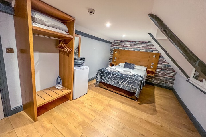 Room 20 of 48