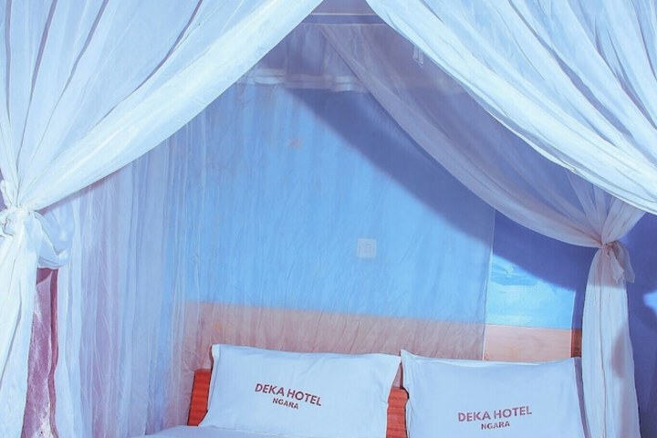 Room 4 of 14