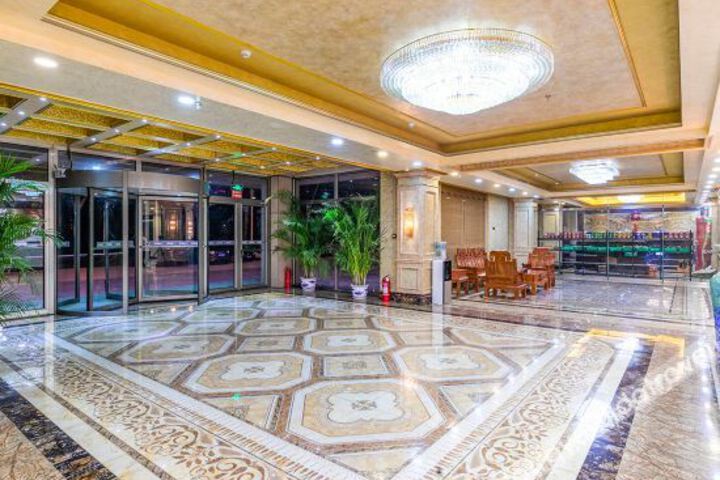 Hotel Interior 20 of 39