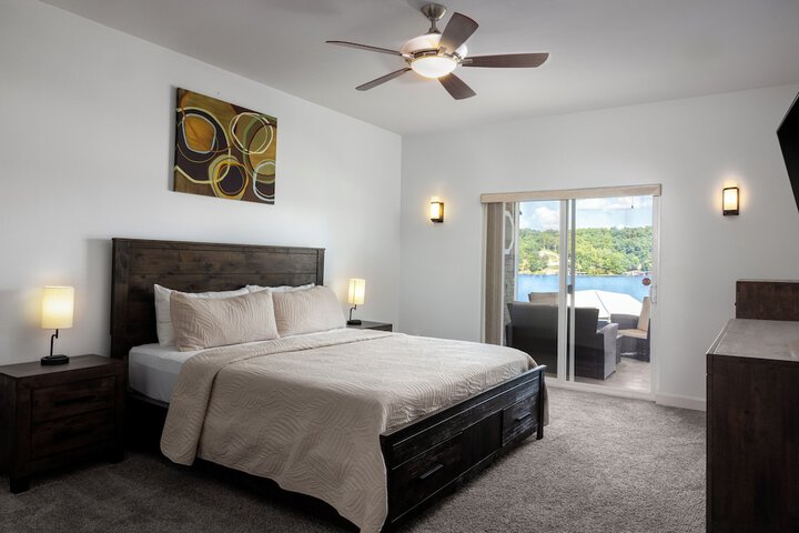 Room 21 of 84