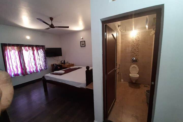 Room 3 of 31