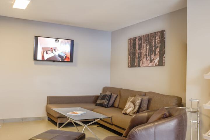 Guest Lobby