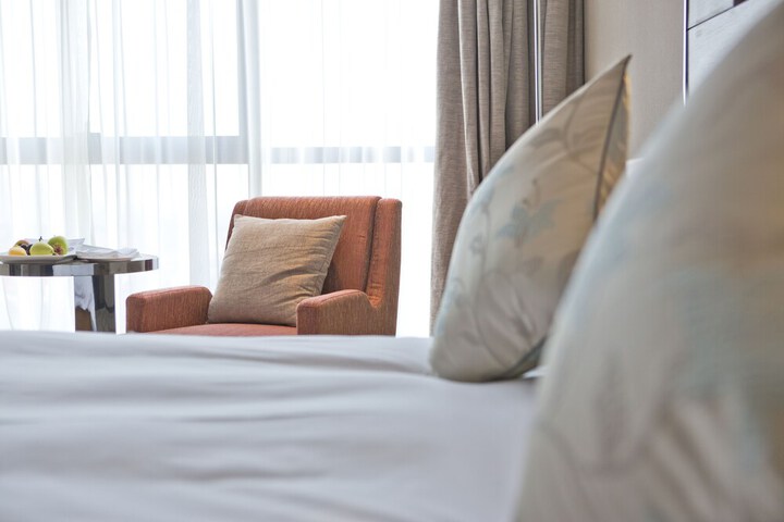 Room 10 of 70