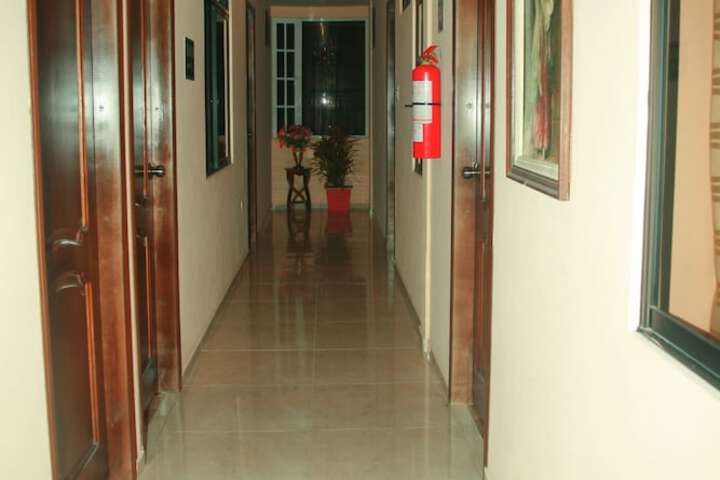 Ballroom/Hall 62 of 111