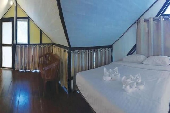 Room 18 of 64