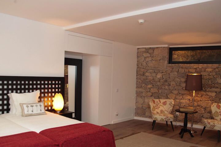 Agartha Boutique Hotel - StoneHouse