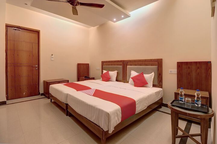 Room 15 of 24