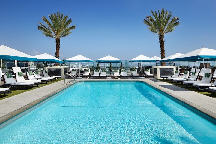 Pool 41 of 59