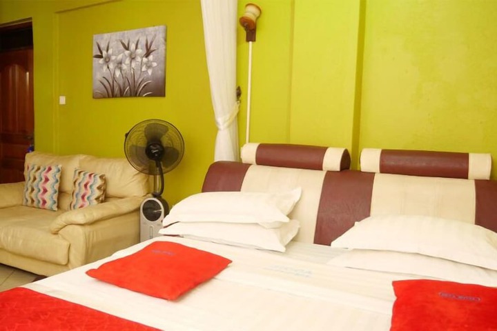 Room 2 of 14