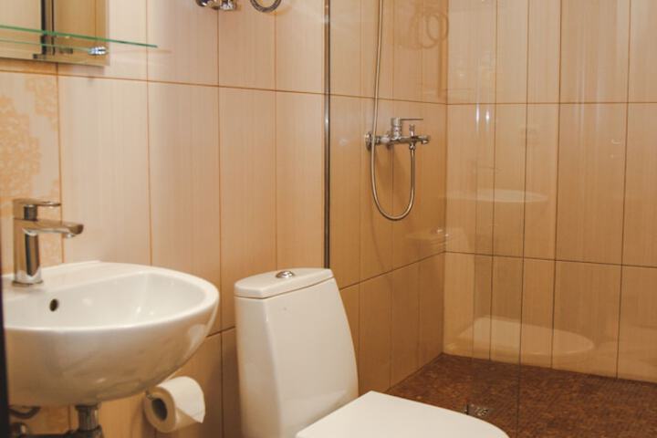Room 35 of 43