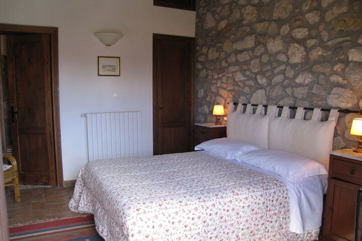 Room 9 of 54