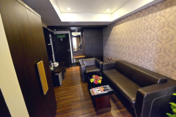 Room 16 of 43