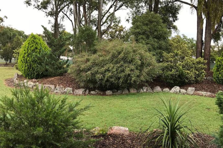 Property Grounds 33 of 51