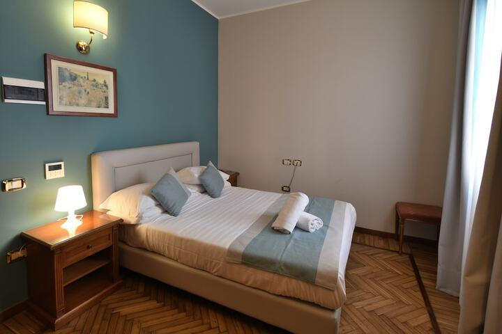 Room 16 of 45