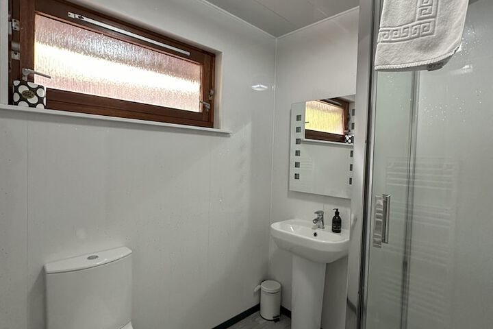 Room 34 of 61